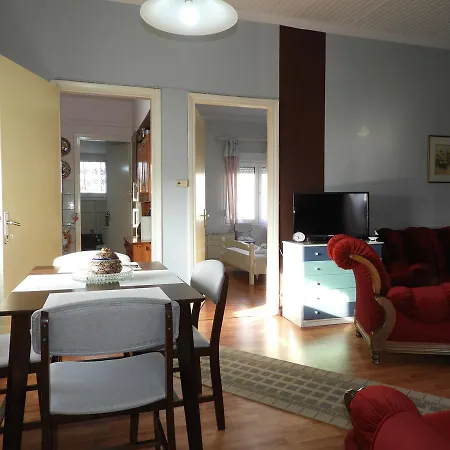 Helen's House Apartment