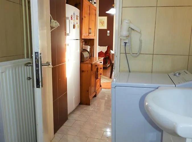 Helen's House Apartment *