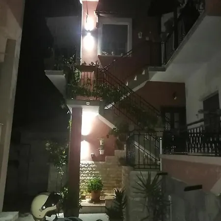 Helen's House